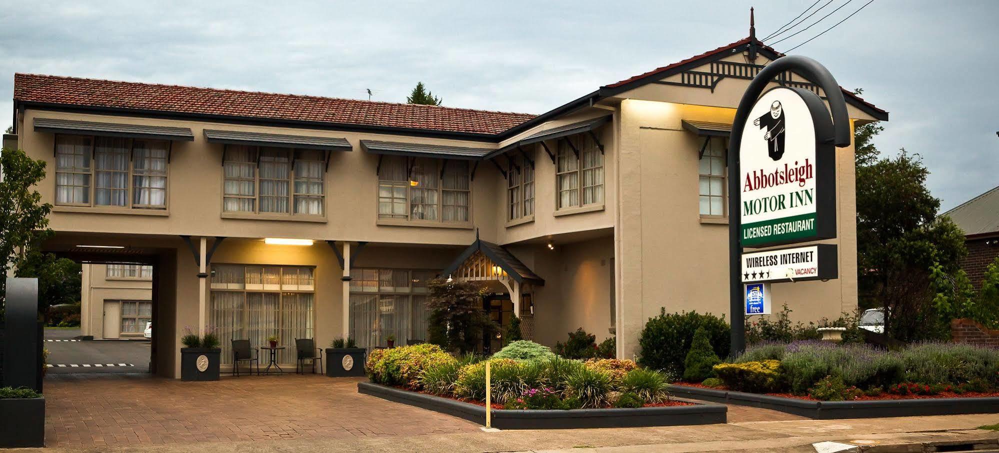 Abbotsleigh Motor Inn Armidale Exterior foto